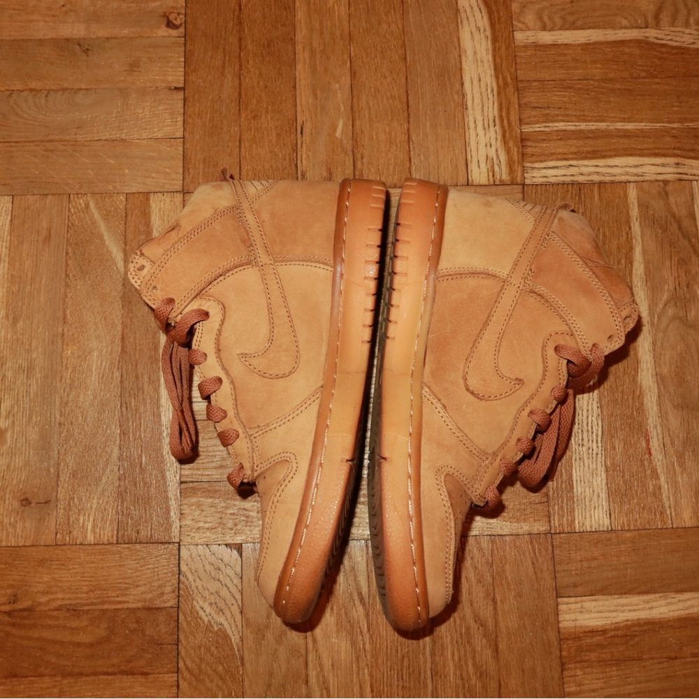 Nike Dunk High-Top